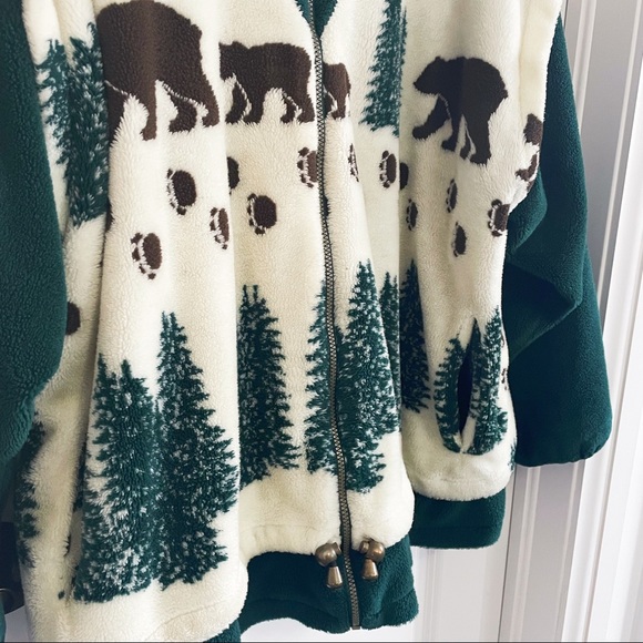 Bear Cabin Fleece Unisex Zip-Up Sweater/Coat - Picture 4 of 5